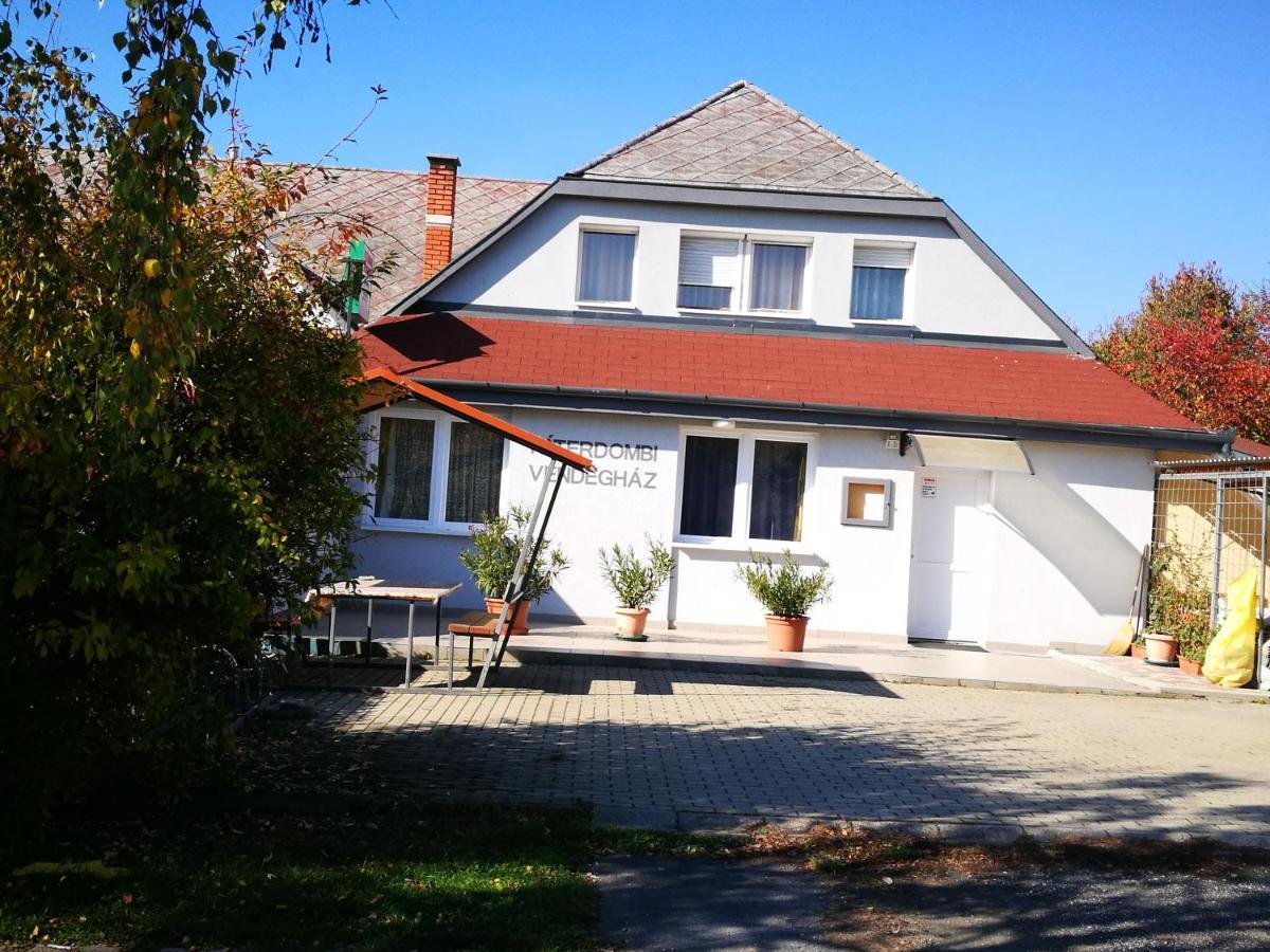 Paterdombi Vendeghaz Hotel Zalaegerszeg Ngoại thất bức ảnh